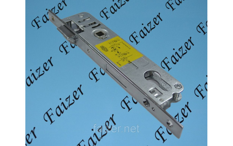 Замок дверной REZE межось 92мм, D=25мм, защелка R 515132